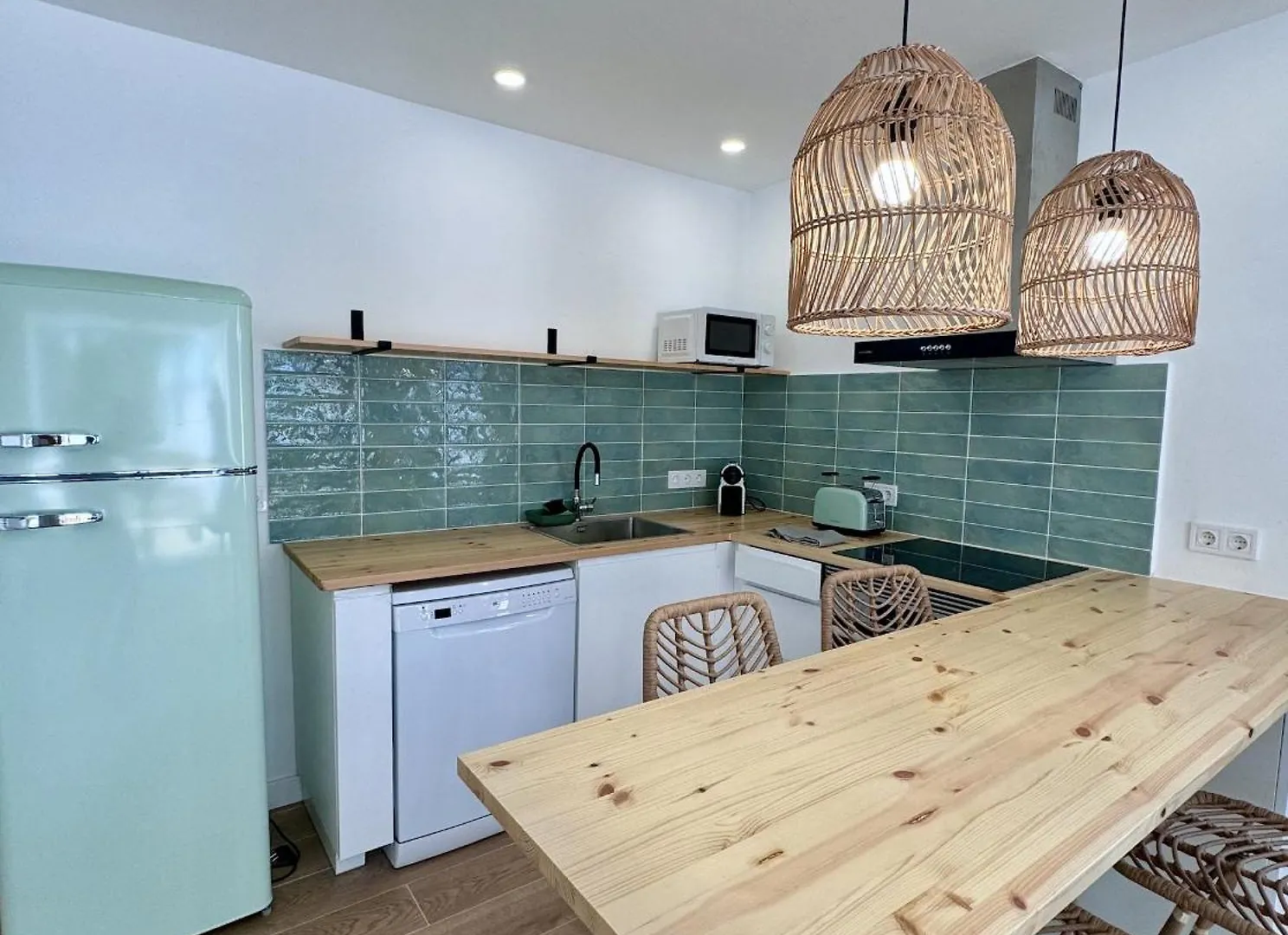 Apartaments Gorgot Empuriabrava 0*,  Spanien